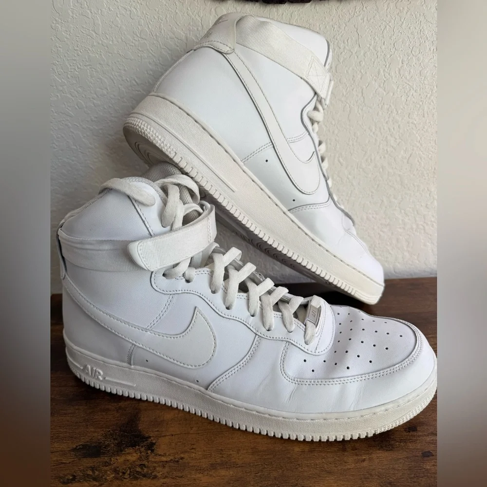 Nike Air Force 1 High '07 White Sneaker Casual Shoes Men's SZ 15 - Picture 2 of 16